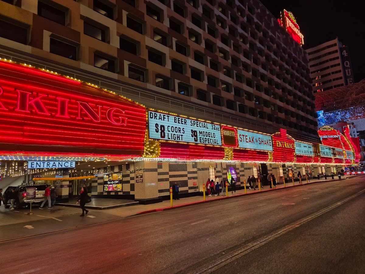Fremont Hotel & Casino photo 10