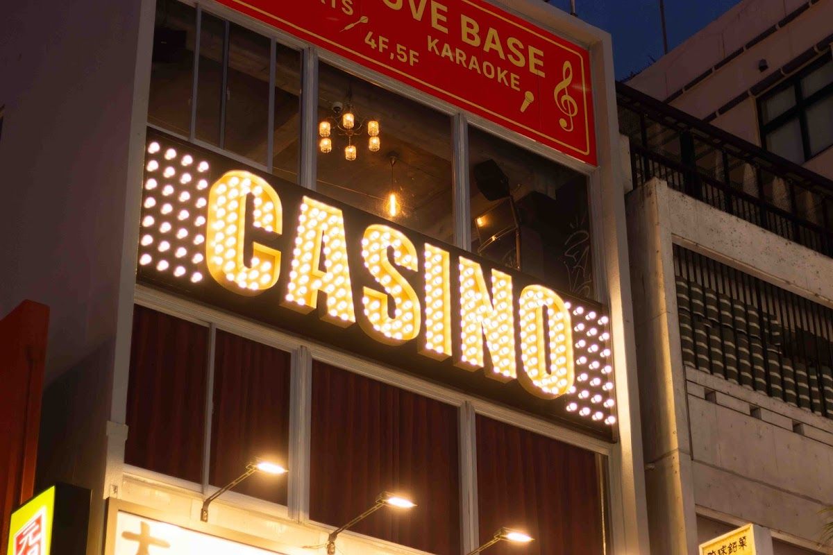 BLOW沖縄国際通り店 - Casino in Naha, Japan
