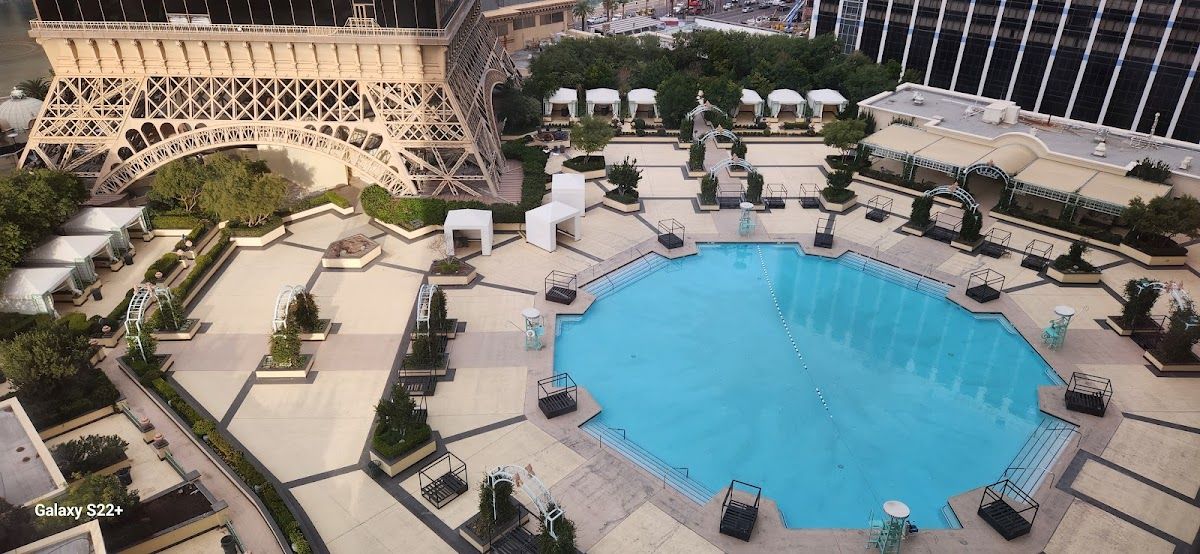Paris Las Vegas photo 3