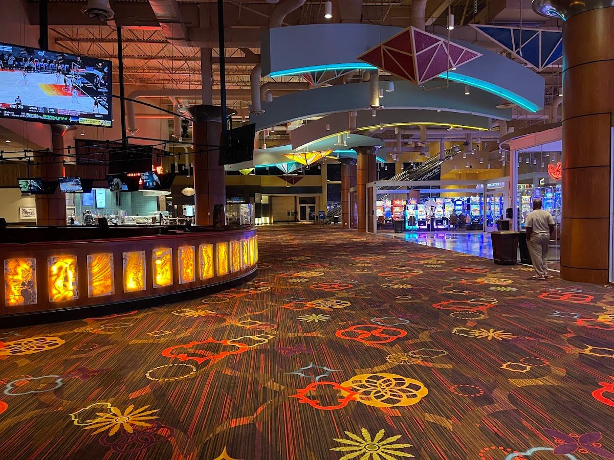Delta Downs Racetrack Casino & Hotel photo 4