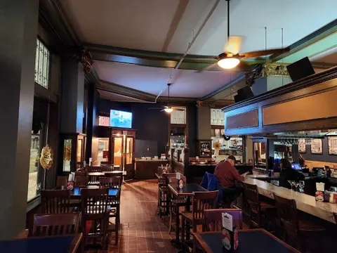 Peacock Alley E-Tab Lounge - Casino in Bismarck, United States