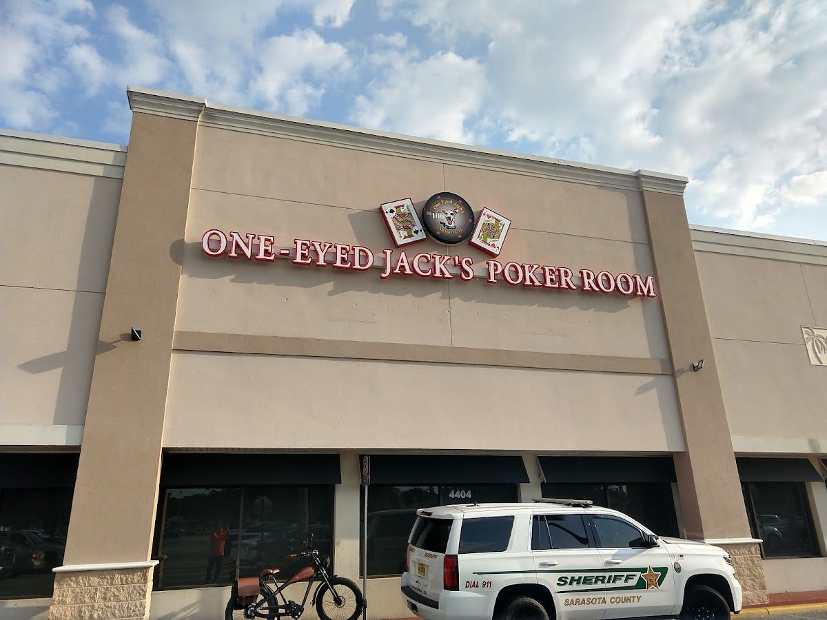 One-Eyed Jacks Poker Room photo 3