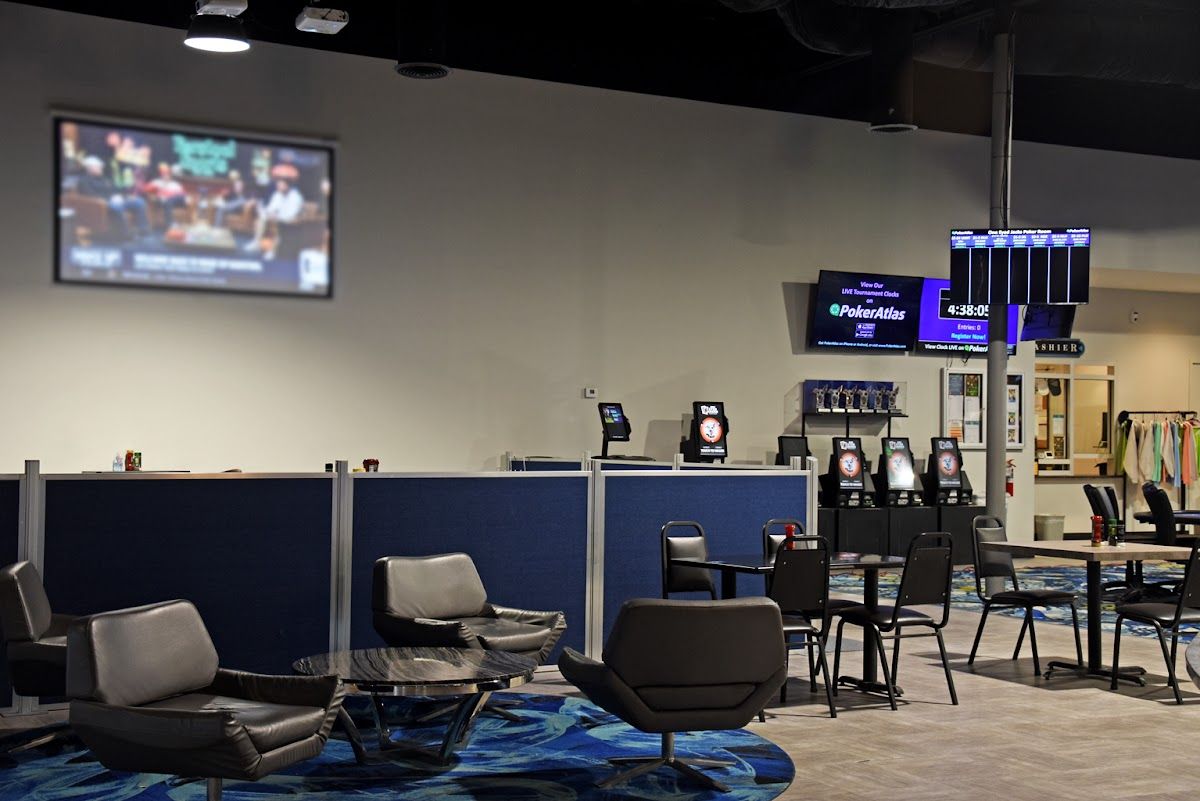 One-Eyed Jacks Poker Room photo 8