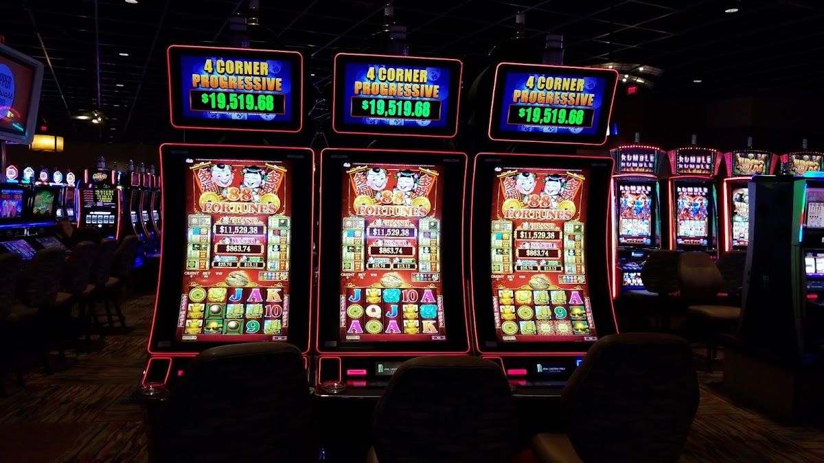 Jena Choctaw Pines Casino - Casino in Dry Prong, United States